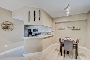 3019 Alcazar Place 206, Palm Beach Gardens