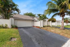 12814 Spinnaker Lane, Wellington, FL 33414 Sold 10/24/25