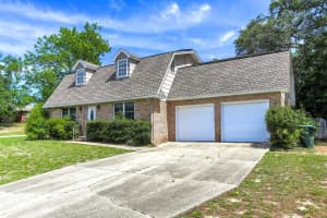 5572 Andromeda Drive, Milton, FL 32570 Sold 07/01/25