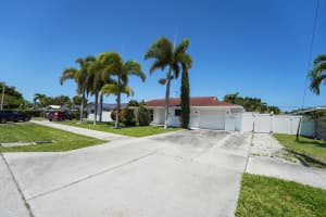 600 NW 12th Avenue, Boca Raton, FL 33486 - MLS#R11094728