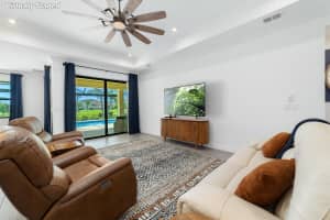 6354 Arcadia Sq Square, Vero Beach, FL 32966 Sold 07/31/25