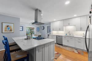 454 Tequesta Drive, Tequesta, FL 33469 Sold 10/28/25