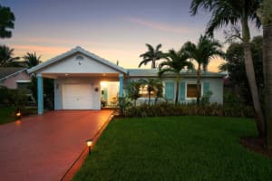 1222 N Palmway, Lake Worth Beach, FL 33460 Sold 08/08/25