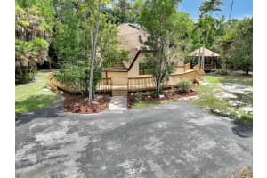 1130 Melinda Lane, Haverhill, FL 33417 Sold 07/07/25