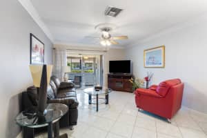 2822 Crosley Drive W D, West Palm Beach, FL 33415 - MLS#R11094932
