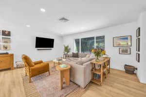 354 Country Club Drive, Tequesta, FL 33469 Sold 07/31/25