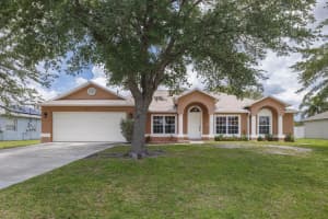 2401 SW Santana Avenue, Port Saint Lucie, FL 34953 Sold 07/28/25