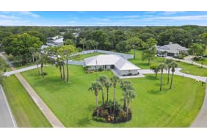 386 NE Ficus Terrace, Jensen Beach, FL 34957 Sold 07/28/25