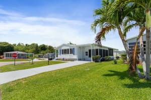 8529 Lidflower Court, Port Saint Lucie