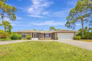 102 SE Crosspoint Drive, Port Saint Lucie, FL 34983 Sold 07/11/25