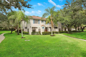 377 Prestwick Lane 2, Palm Beach Gardens, FL 33418 - MLS#R11095118