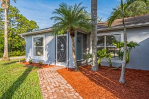 1062 Blossom Drive, Sebastian, FL 32958 Sold 08/29/25