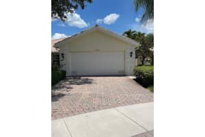 2804 Rio Claro Drive N, Wellington