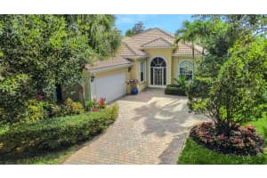 5129 Magnolia Bay Circle, Palm Beach Gardens, FL 33418 Sold 09/09/25