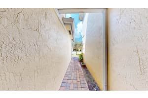 831 Pipers Cay Drive, West Palm Beach, FL 33415 - MLS#R11095182