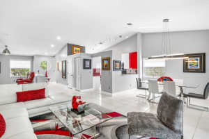 7685 Springwater Place 201, Boynton Beach