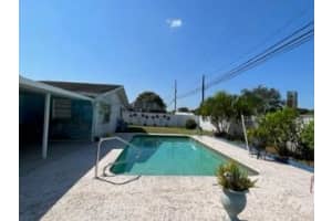 2503 Chesterfield Drive, Fort Pierce, FL 34982 - MLS#R11095211