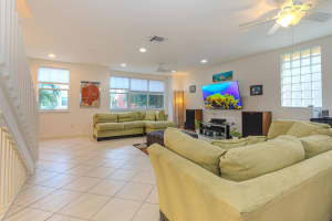 433 Amador Lane 1, West Palm Beach, FL 33401 Sold 11/06/25