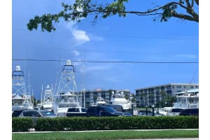 118 Yacht Club Drive, North Palm Beach, FL 33408 - MLS#R11095256