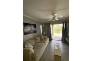 1531 Se Royal Green 203 Circle 203, Port Saint Lucie