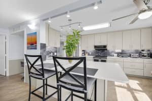 5049 N Highway A1a 1905, Hutchinson Island, FL 34949 - MLS#R11095295