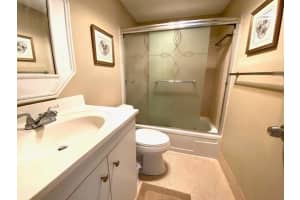 560 Horizons W 106, Boynton Beach, FL 33435 - MLS#R11095344