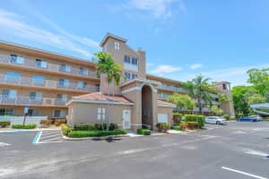 5746 Crystal Shores Drive 206, Boynton Beach