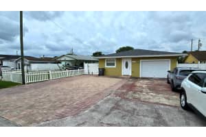 5692 Coconut Road, West Palm Beach, FL 33413 Sold 08/18/25