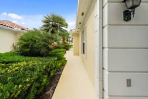 649 Hudson Bay Drive, Palm Beach Gardens, FL 33410 - MLS#R11095436