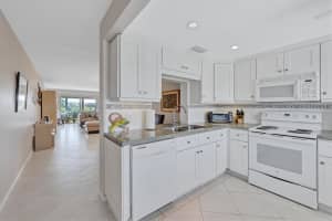 3001 Lincoln A 3001, Boca Raton, FL 33434 - MLS#R11095488
