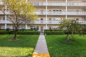 124 Southampton B, West Palm Beach, FL 33417 Sold 09/08/25