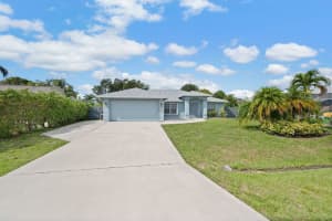 924 SW Abingdon Avenue, Port Saint Lucie, FL 34953 Sold 07/10/25