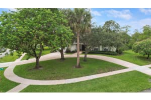 148 Scarborough Terrace, Wellington, FL 33414 Sold 07/21/25