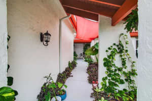 5735 Lakeview Mews Circle, Boynton Beach, FL 33437 - MLS#R11095575