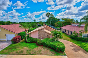 10204 Camelback Lane, Boca Raton, FL 33498 - MLS#R11095576