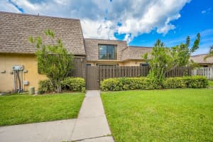 1204 Waterview Circle, Palm Springs