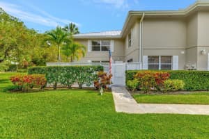 2895 SW Lakemont Place, Palm City, FL 34990 Sold 07/31/25