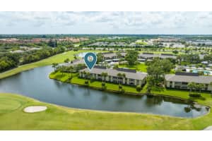 28 Plantation Drive 204, Vero Beach