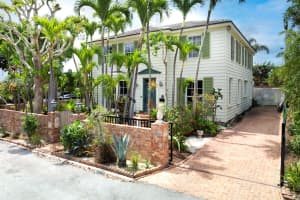284 Queens Court, West Palm Beach, FL 33401 - MLS#R11095670