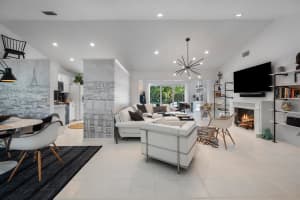 2252 Las Casitas Drive, Wellington, FL 33414 - MLS#R11095704