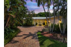 134 Worth Court N, West Palm Beach, FL 33405 Sold 08/29/25