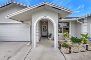 298 Las Palmas Street, Royal Palm Beach, FL 33411 Sold 07/31/25