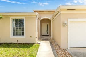 2481 SE Berkshire Boulevard, Port Saint Lucie, FL 34952 - MLS#R11095749