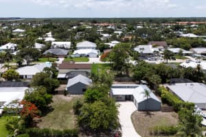 5666 SE Matousek Street, Stuart, FL 34997 - MLS#R11095784