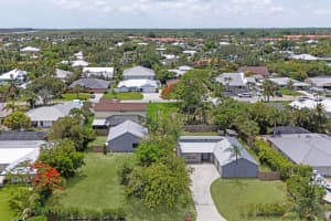 5666 SE Matousek Street, Stuart, FL 34997 - MLS#R11095784