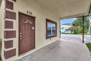 332 S E Street, Lake Worth Beach, FL 33460 - MLS#R11095842