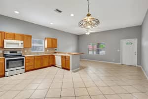 332 S E Street, Lake Worth Beach, FL 33460 - MLS#R11095842