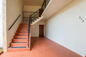 316 Lake Dora Drive, West Palm Beach, FL 33411 Sold 07/25/25