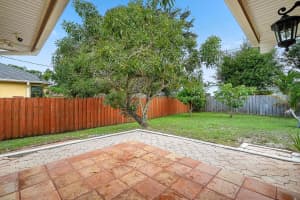 4525 NW Glazbrook Street, Port Saint Lucie, FL 34983 - MLS#R11095864
