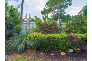 677 Royal Palm Blvd Boulevard 6, Vero Beach, FL 32960 - MLS#R11095883